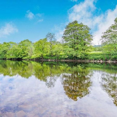 3 Bedroom Luxury Home, Hot Tub, Stunning Views Of Killin, Sitting On The River Dochart Экстерьер фото